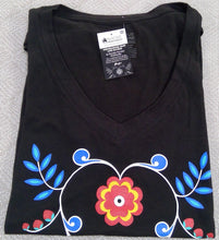 Load image into Gallery viewer, Artist t-shirts